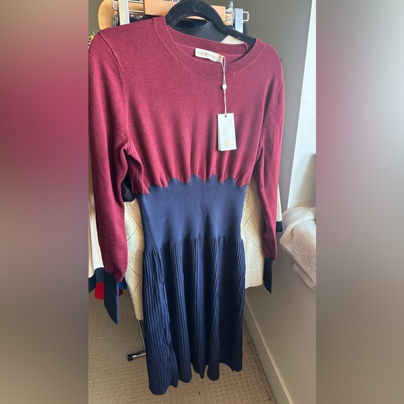 Tory Burch Dresse Brand New Tory Burch Jeanne Sweater - Picture 2 of 14